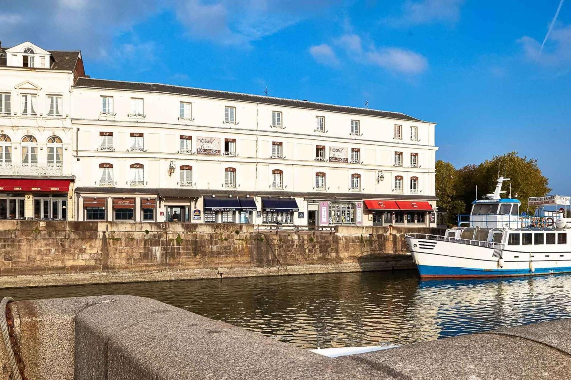Best Western Le Cheval Blanc -Vue Sur Le Port-Plein Centre Ville Honfleur Eksteriør bilde